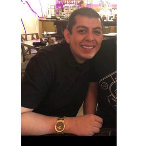 Meet your Posher, Luis